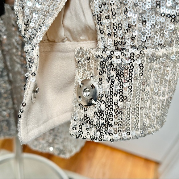 BB DAKOTA Shimmer Sequin Shirt Jacket - Picture 12 of 14